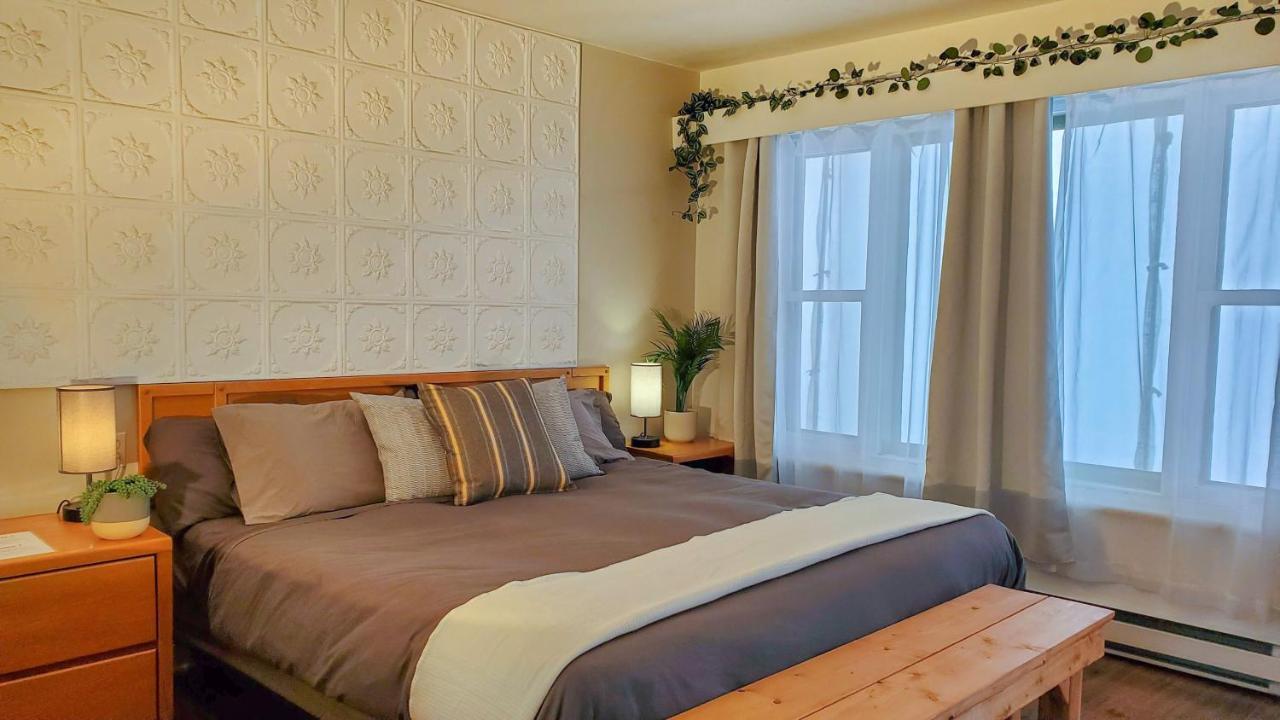 Lofts Fleuve Et Montagnes Motel Sainte-Anne-de-Beaupré Eksteriør bilde