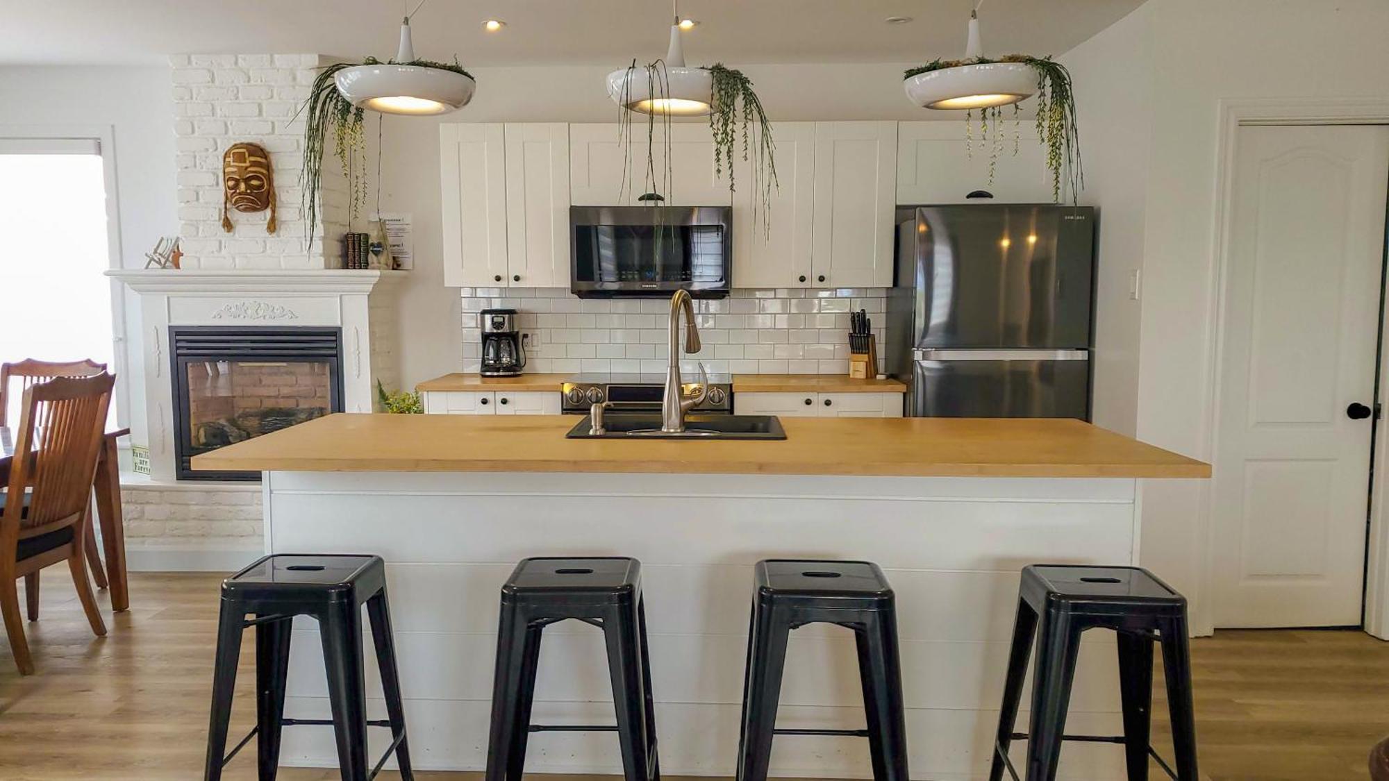 Lofts Fleuve Et Montagnes Motel Sainte-Anne-de-Beaupré Eksteriør bilde
