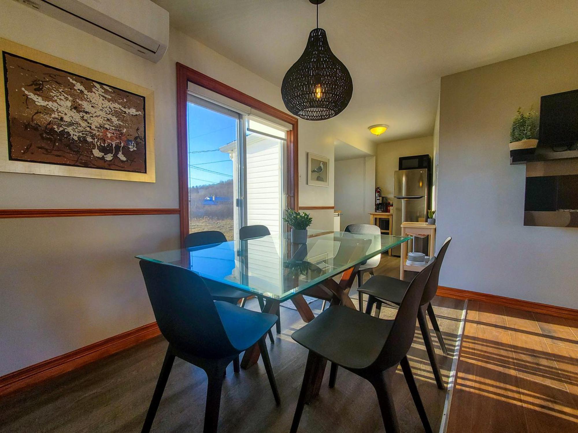 Lofts Fleuve Et Montagnes Motel Sainte-Anne-de-Beaupré Eksteriør bilde